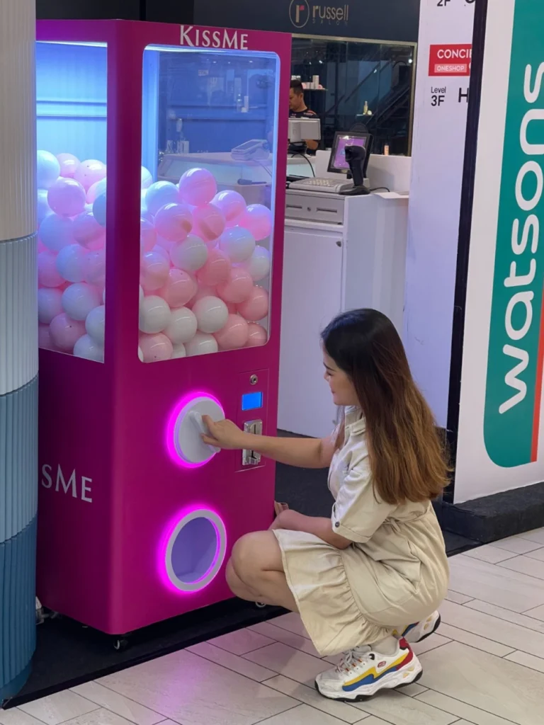 Gashapon Machine