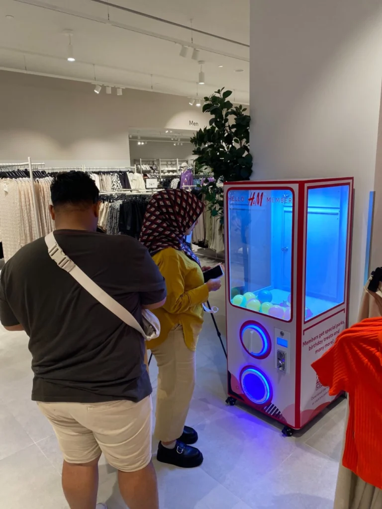 Gashapon Machine