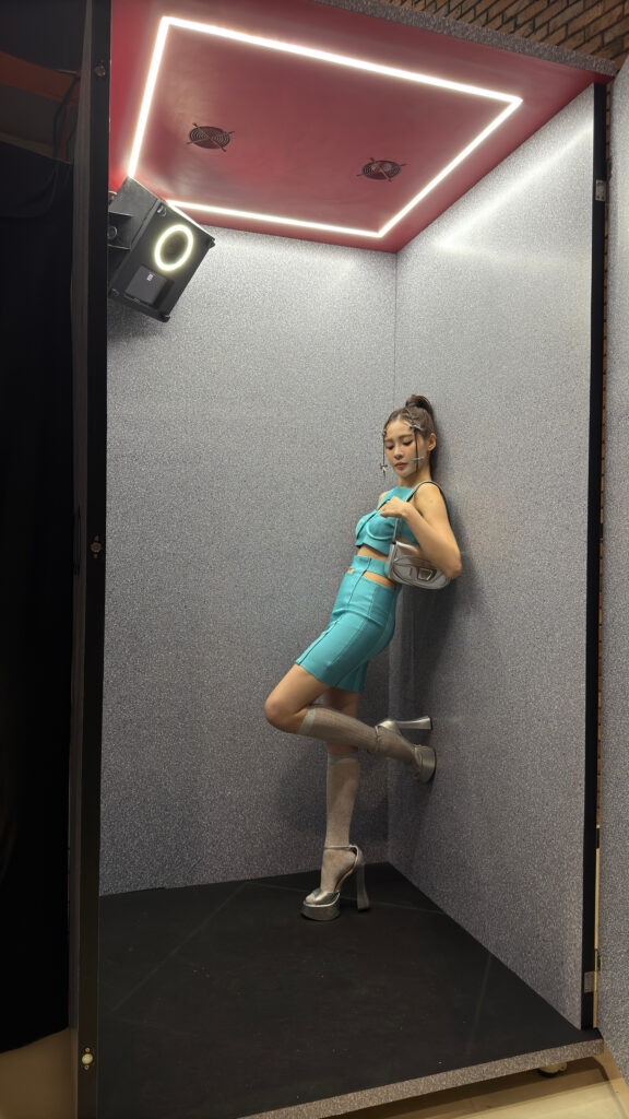 Hi-angle-Photobooth