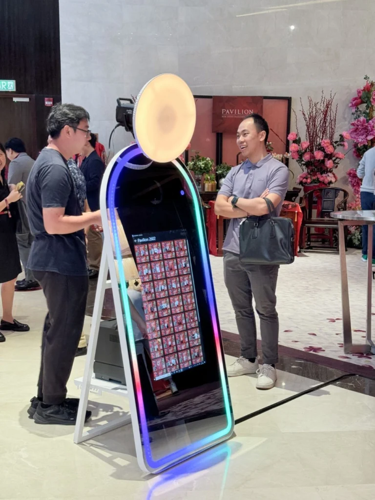 Magic Mirror Photobooth